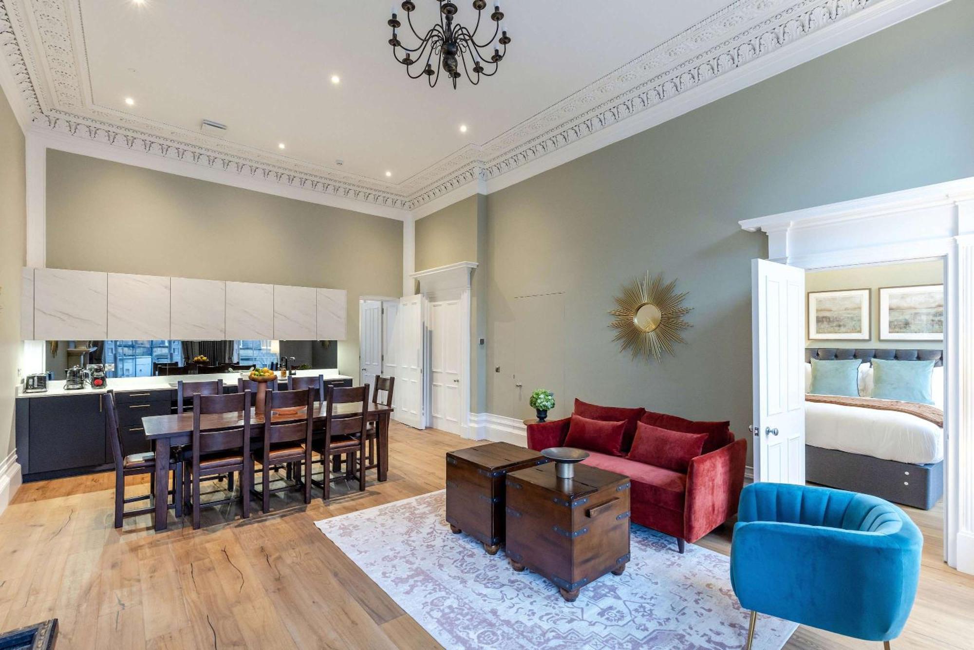 אדינבורו Dragon Suites Luxury Apartments At 9 Albyn Place מראה חיצוני תמונה