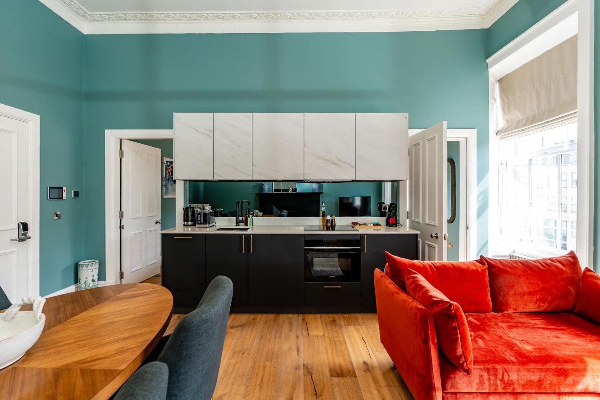 אדינבורו Dragon Suites Luxury Apartments At 9 Albyn Place מראה חיצוני תמונה